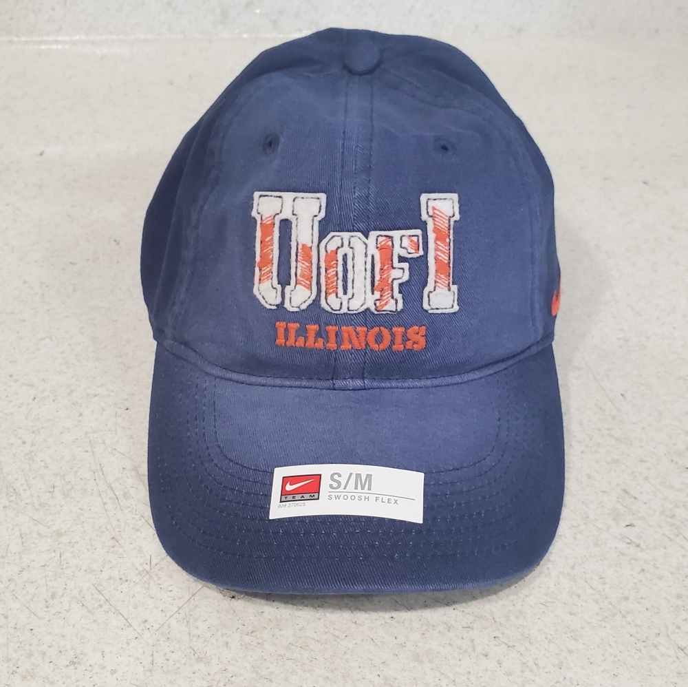 🆕️Nike Illinois Old School Cap Size Sm/Medium Navy